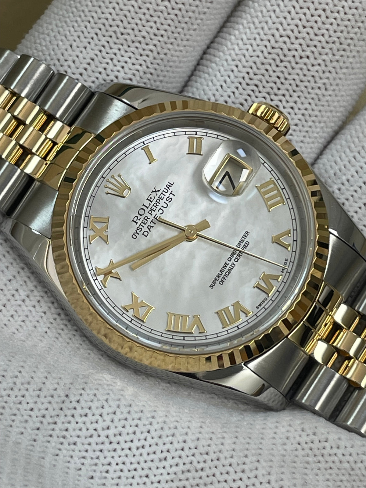 Rolex Steel and Yellow Gold Datejust 36 - K Serial - Fluted Bezel - Mother of Pearl Roman Dial - Jubilee Bracelet - 16233