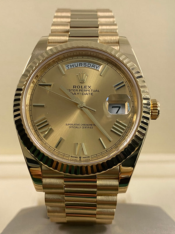 Rolex Yellow Gold Day-Date 40 - 2022 - Fluted Bezel - Champagne Roman Dial - President Bracelet - 228238 *FULL SET*
