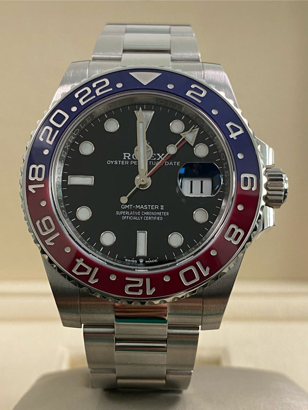 Rolex Steel GMT-Master II - 2025 -"Pepsi" - Black Dial - Oyster Bracelet - 126710BLRO *FULL SET* (Copy)