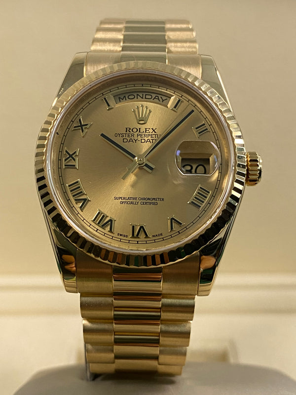 Rolex Yellow Gold Day-Date 36 - Fluted Bezel - Champagne Roman Dial - President Bracelet - 118238 *FULL SET*