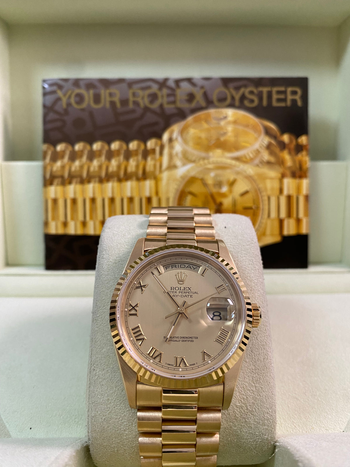 Rolex Yellow Gold Day-Date 36 - W serial - Fluted Bezel - Champagne Roman Dial - President Bracelet - 18238