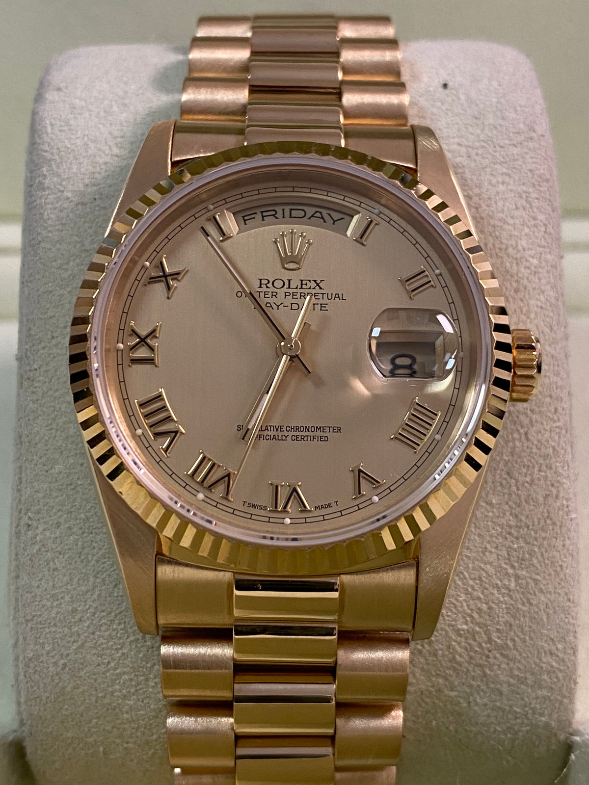Rolex Yellow Gold Day-Date 36 - W serial - Fluted Bezel - Champagne Roman Dial - President Bracelet - 18238