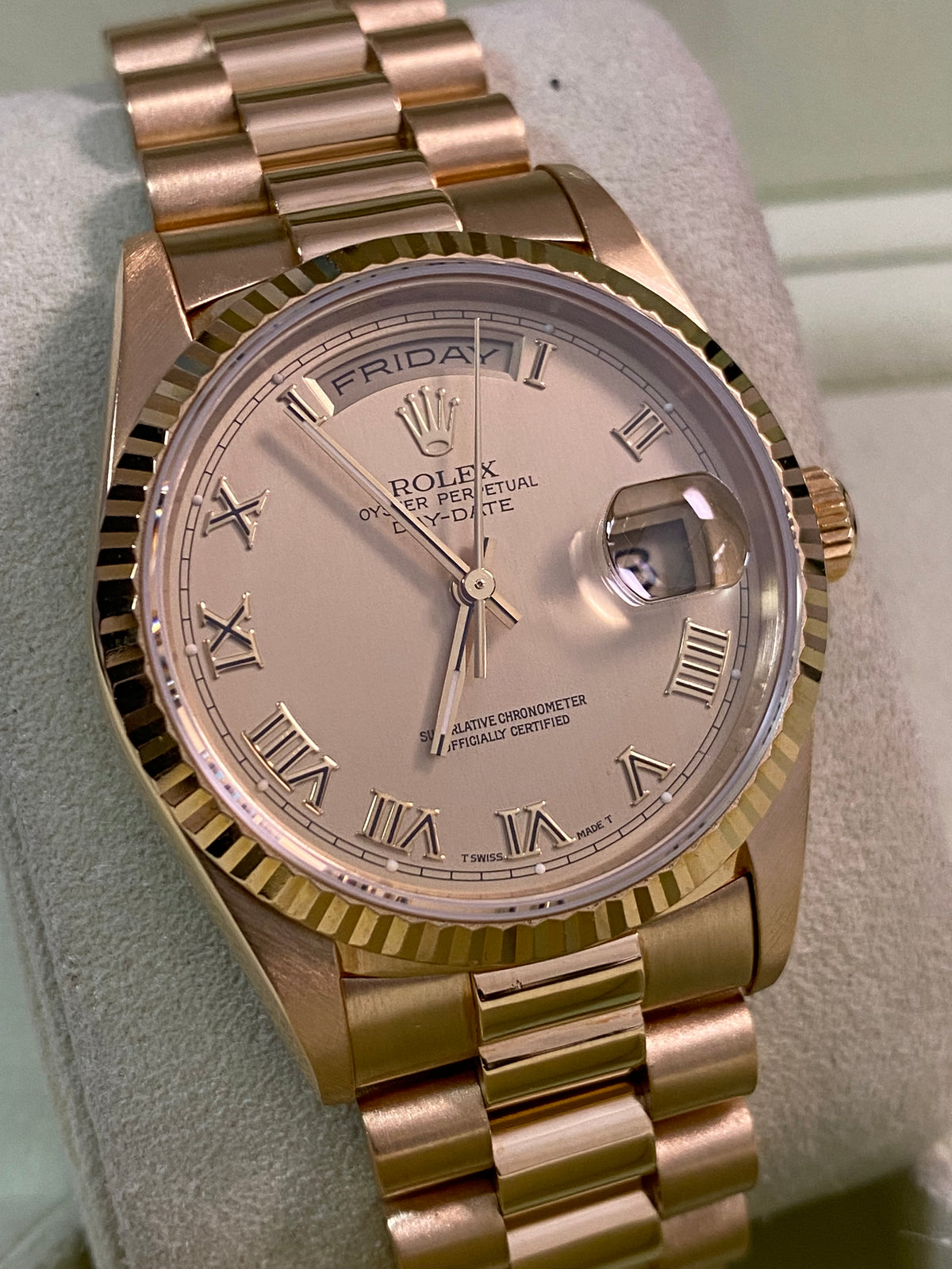 Rolex Yellow Gold Day-Date 36 - W serial - Fluted Bezel - Champagne Roman Dial - President Bracelet - 18238
