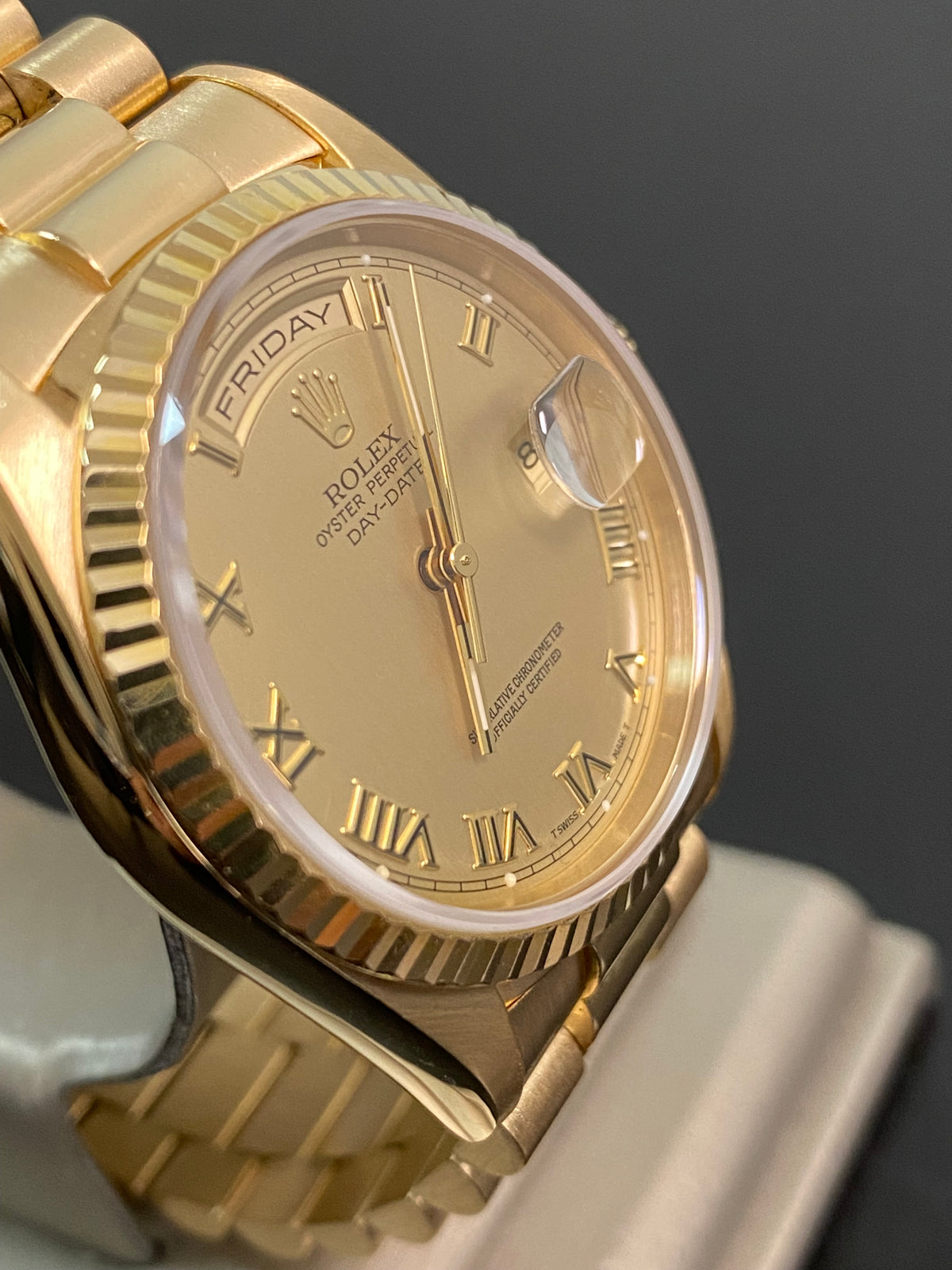 Rolex Yellow Gold Day-Date 36 - W serial - Fluted Bezel - Champagne Roman Dial - President Bracelet - 18238