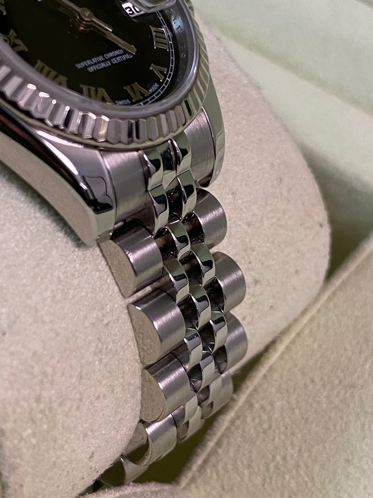 Rolex White Gold Rolesor Lady-Datejust - 2007 - Fluted Bezel - Black Roman Dial - Jubilee Bracelet - 179174 *FULL SET*