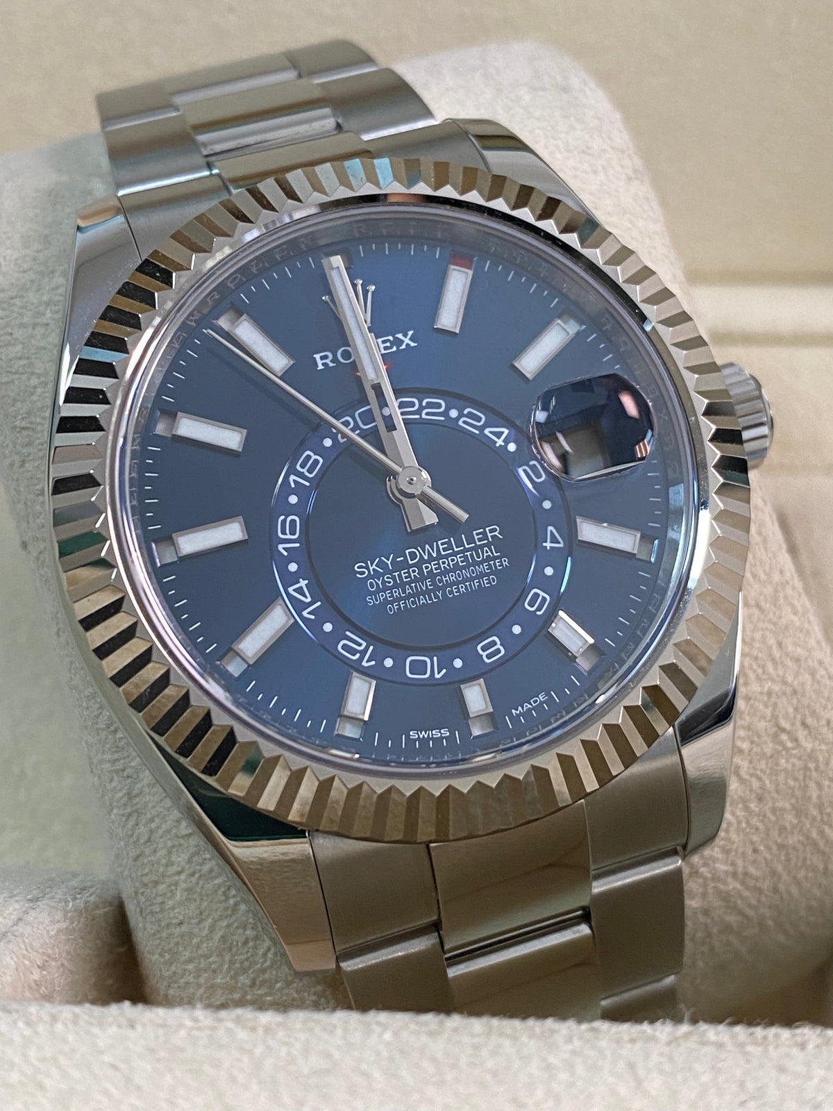 Rolex Steel Sky-Dweller - 2022- Blue Dial - Oyster Bracelet - 326934 *FULL SET*