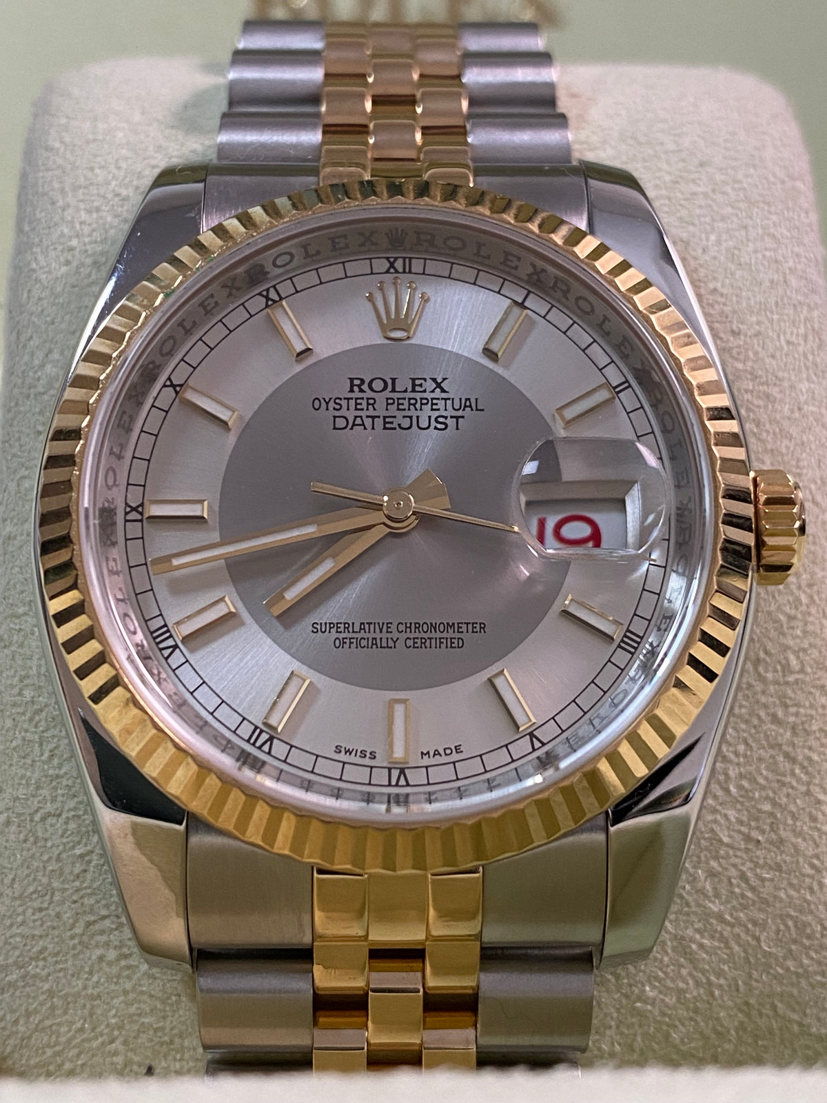 Rolex Steel and Yellow Gold Datejust 36 - 2009 - Fluted Bezel - Silver Roulette Dial & Date Wheel - Jubilee Bracelet - 116233 *FULL SET*