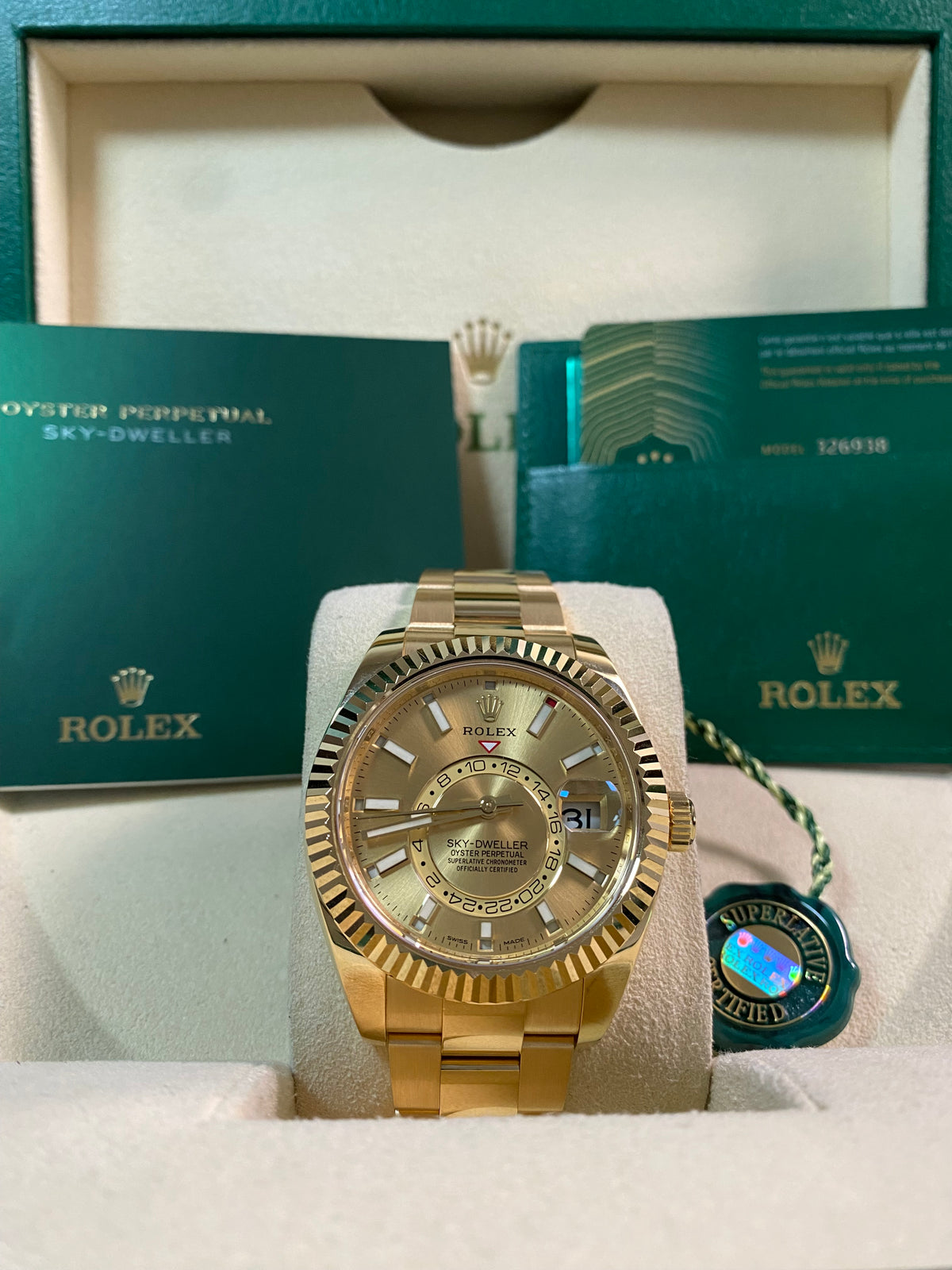 Rolex Yellow Gold Sky-Dweller - 2021 - Fluted Bezel - Champagne Index Dial - Oyster Bracelet - 326938 *FULL SET*
