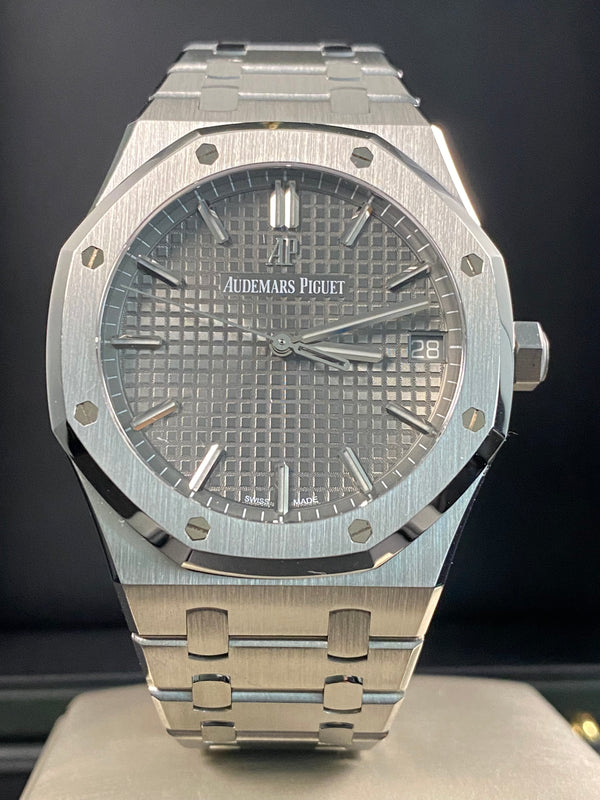 Audemars Piguet Royal Oak - Grey Dial - 15500ST *FULL SET*
