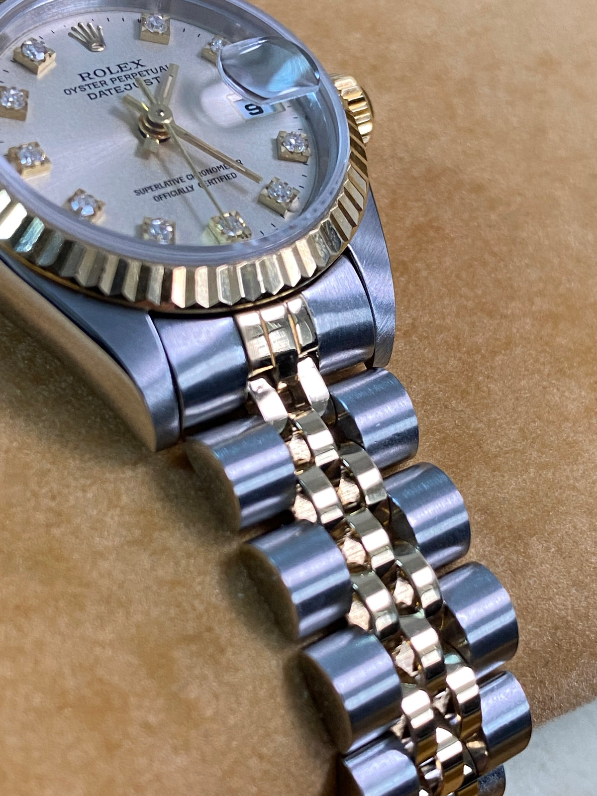 Rolex Steel & Yellow Gold Lady-Datejust - S serial - Fluted Bezel - Silver Diamond Dial - Jubilee Bracelet - 69173