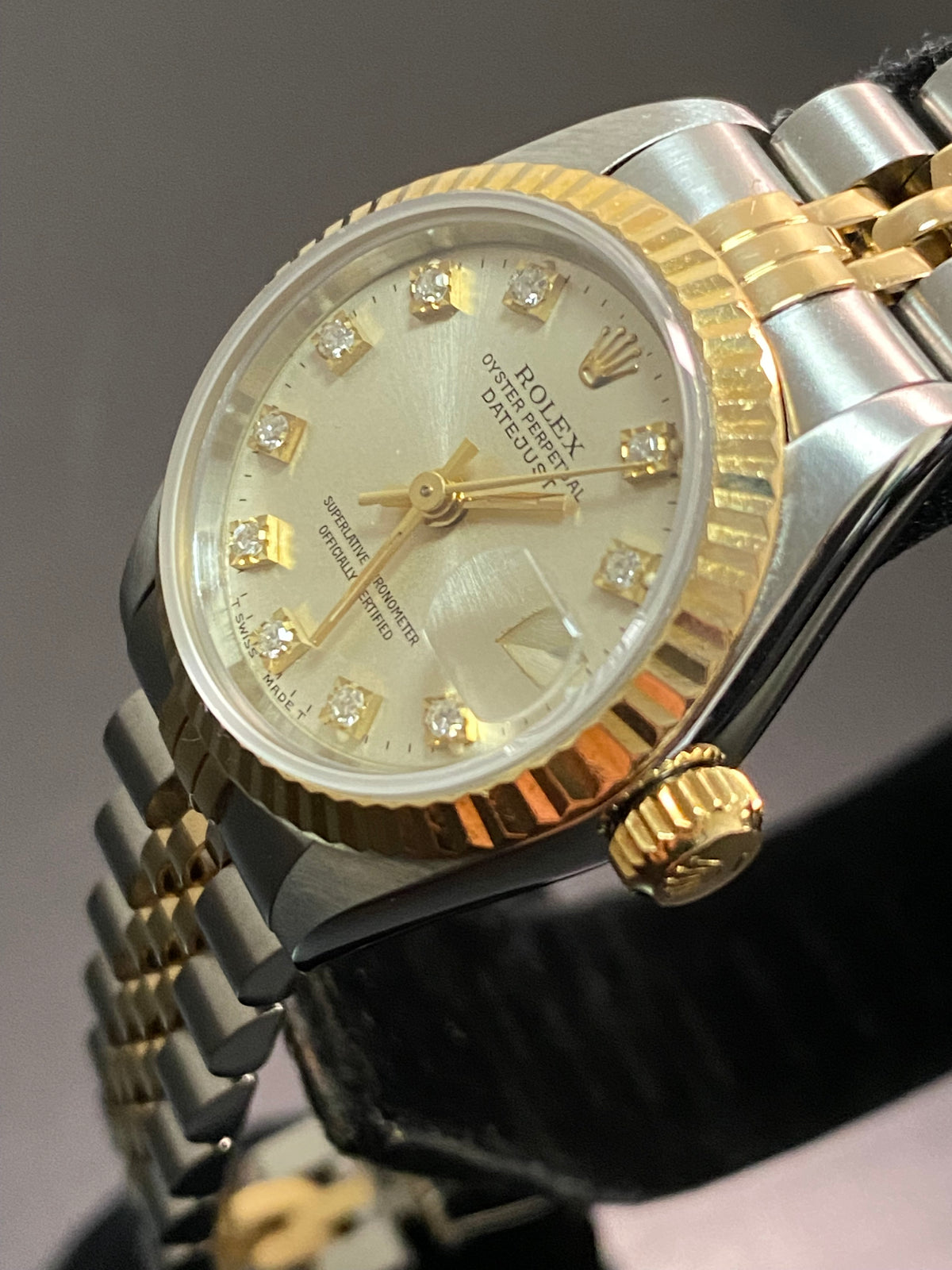 Rolex Steel & Yellow Gold Lady-Datejust - S serial - Fluted Bezel - Silver Diamond Dial - Jubilee Bracelet - 69173