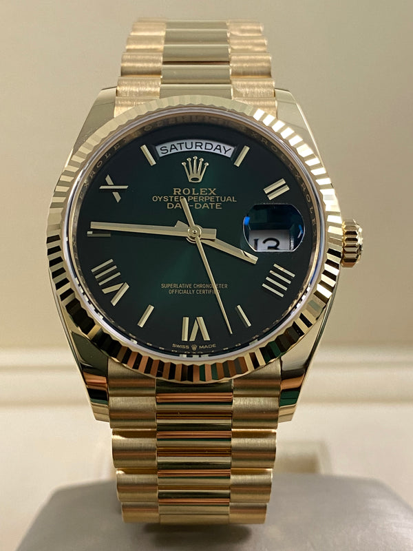 Rolex Day-Date 36 - 2025 - Fluted Bezel - Green Ombre Dial - President Bracelet - 128238 *FULL SET*