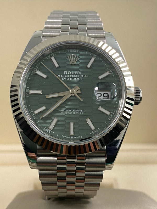 Rolex Datejust 41 - 2023 - Green Fluted-Motif Dial - Jubilee Bracelet - 126334 *Discontinued Model*