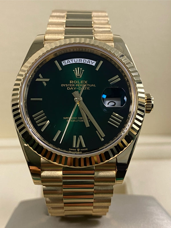 Rolex Day-Date 40 - 2024 - Green Ombre Dial - 228238 *FULL SET*