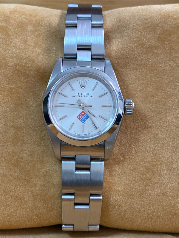 Rolex Oyster Perpetual 26 - Domed Bezel - Silver Dial "Domino's Pizza" Stamp - Oyster Bracelet - 67180
