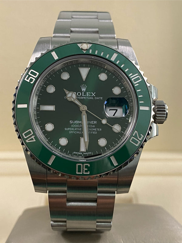 Rolex Submariner Date - 2016 - "Hulk" - 116610LV *Discontinued Model*