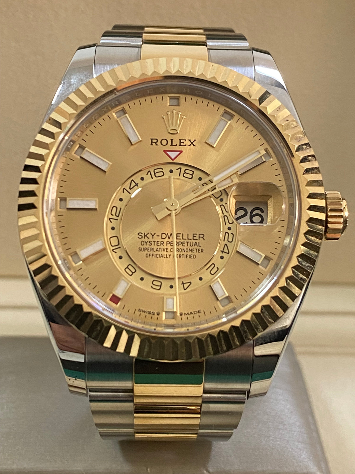 Rolex Yellow Rolesor Sky-Dweller - 2023 - Champagne Index Dial - Oyster Bracelet - 336933