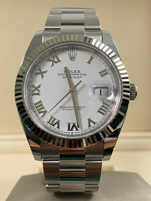 Rolex Datejust 41 - 2025 - White Roman Dial - Oyster Bracelet - 126334 *FULL SET*