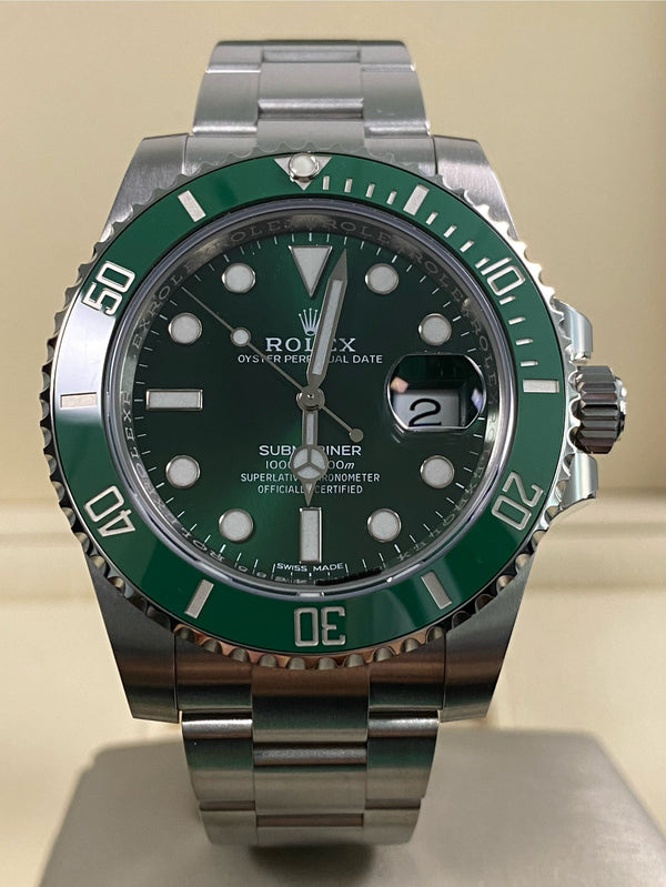 Rolex Submariner Date - 2020 - "Hulk" - 116610LV *New Old Stock*