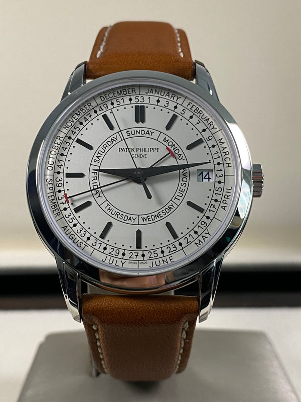 Patek Philippe Calatrava - 2023 - Silver/White Dial - Leather Strap - 5212A *FULL SET*