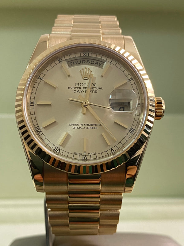 Rolex Yellow Gold Day-Date 36 - 2001 - Fluted Bezel - Silver Index Dial - President Bracelet - 118238 *FULL SET*
