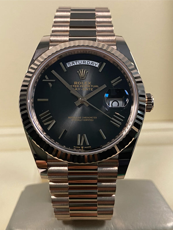 Rolex Day-Date 40 - 2025 - Smoke Ombre Oscar's Dial - 228235 *FULL SET*