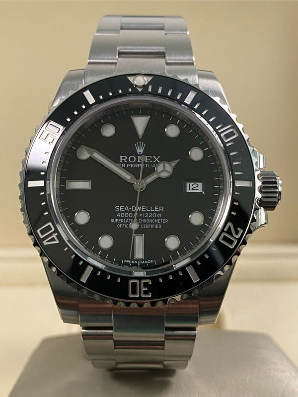 Rolex Sea-Dweller 4000 - 2017 - Black Dial - 116600 *FULL STICKERS*