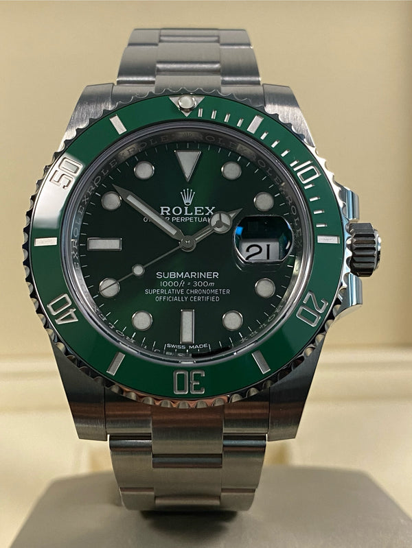 Rolex Submariner Date - 2020 - "Hulk" - 116610LV *New Old Stock*