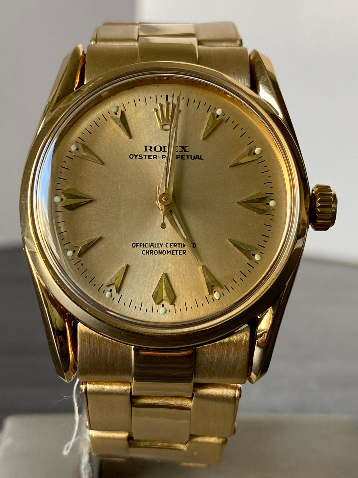 Rolex Yellow Gold Oyster Perpetual 34 - Domed Bezel - Champagne Dial - Oyster Bracelet - 1005