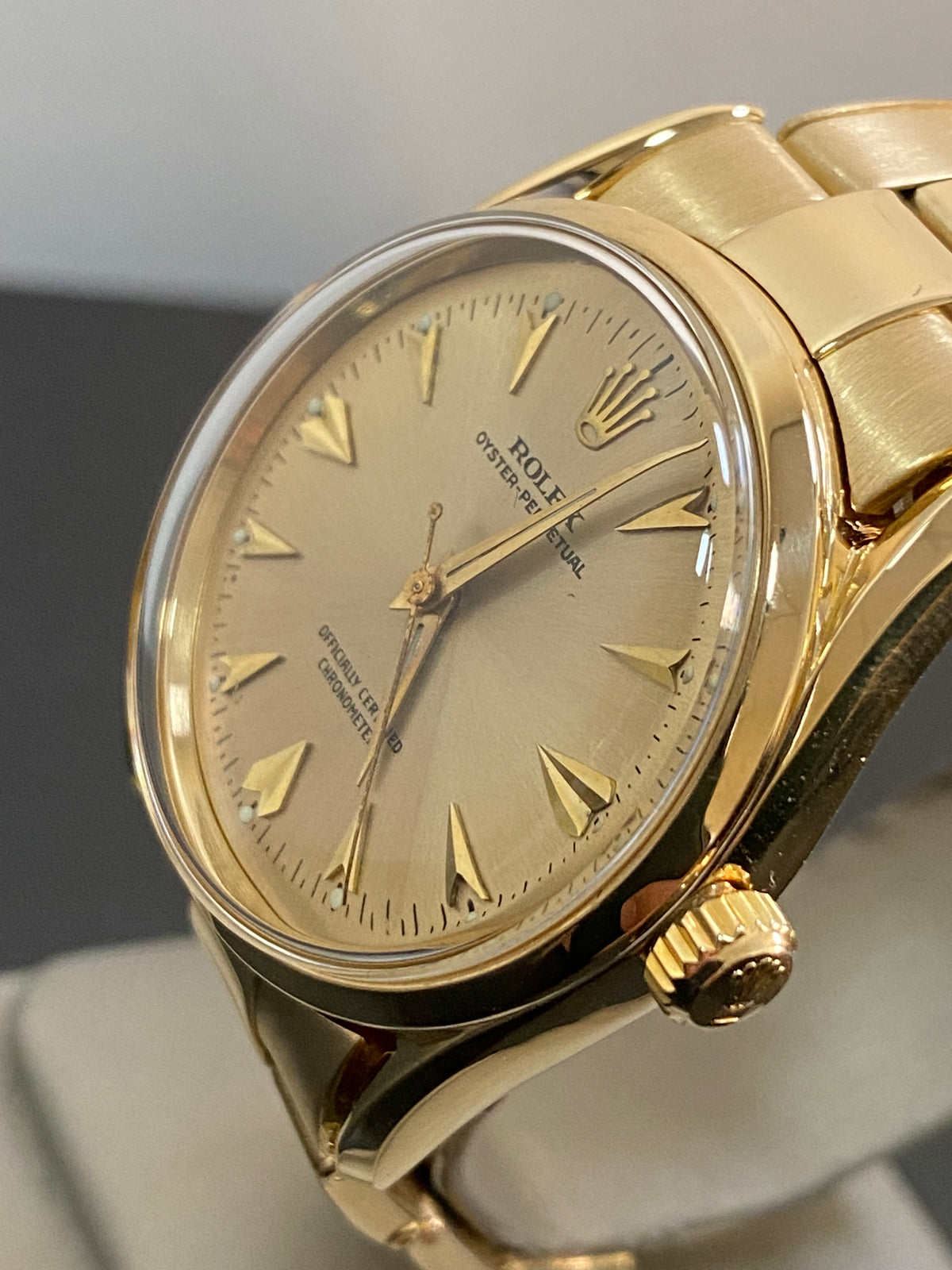 Rolex Yellow Gold Oyster Perpetual 34 - Domed Bezel - Champagne Dial - Oyster Bracelet - 1005