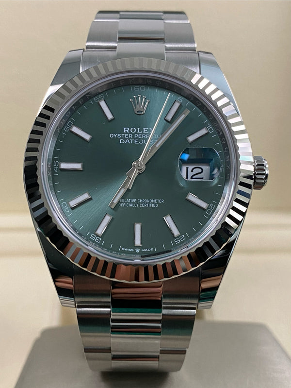 Rolex Steel Datejust 41 - 2025 - Fluted Bezel - Mint Green Dial - Oyster Bracelet - 126334 *FULL SET*
