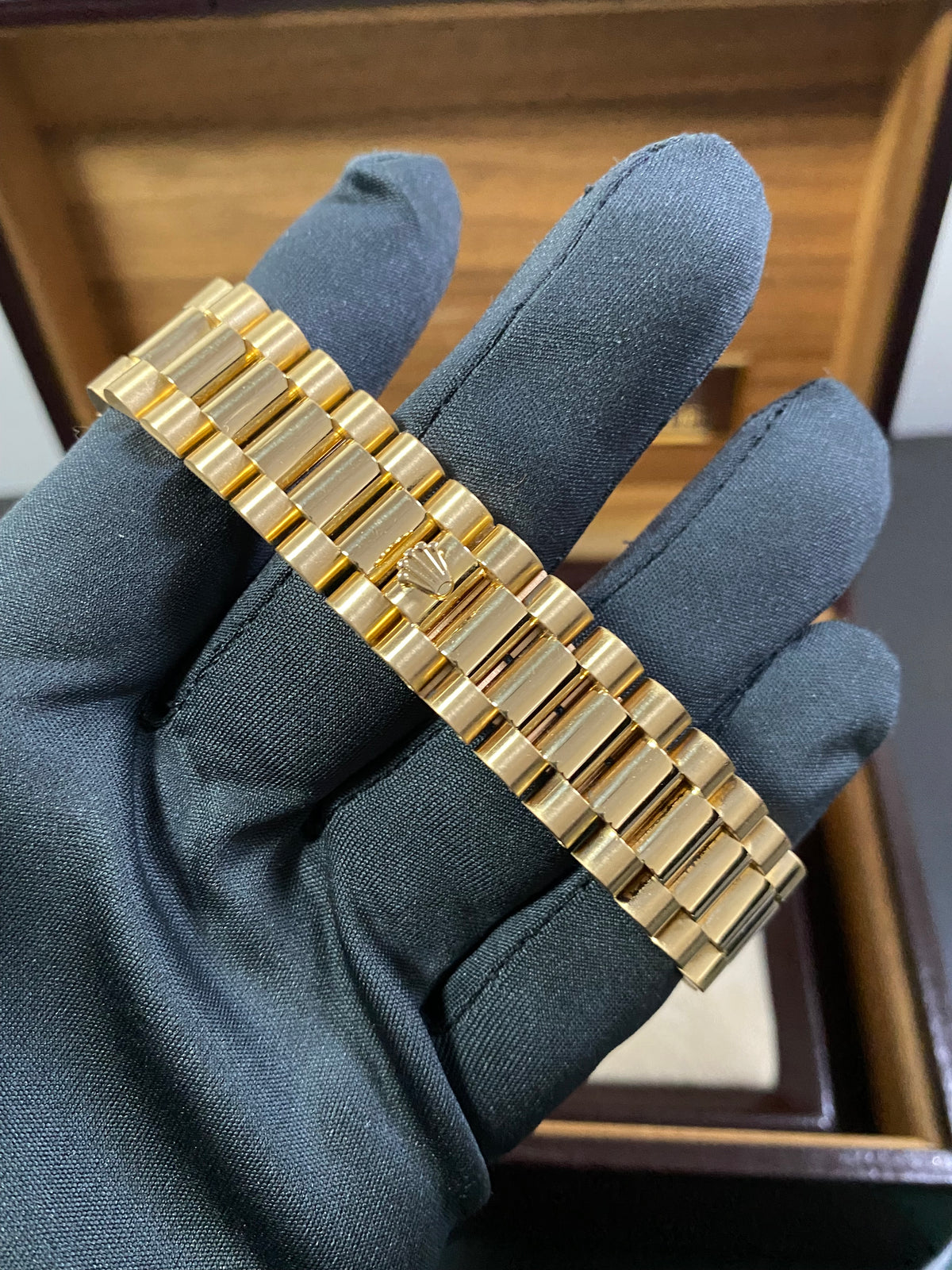 Rolex Yellow Gold Day-Date 36 - W Serial - Fluted Bezel - White Roman Dial - President Bracelet - 18238