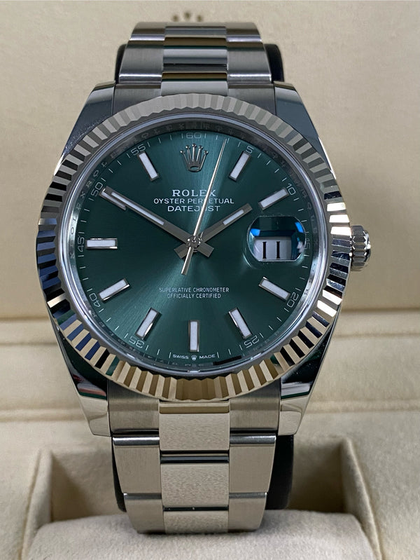 Rolex Datejust 41 - 2025 - Mint Green Dial - 126334 *FULL SET*
