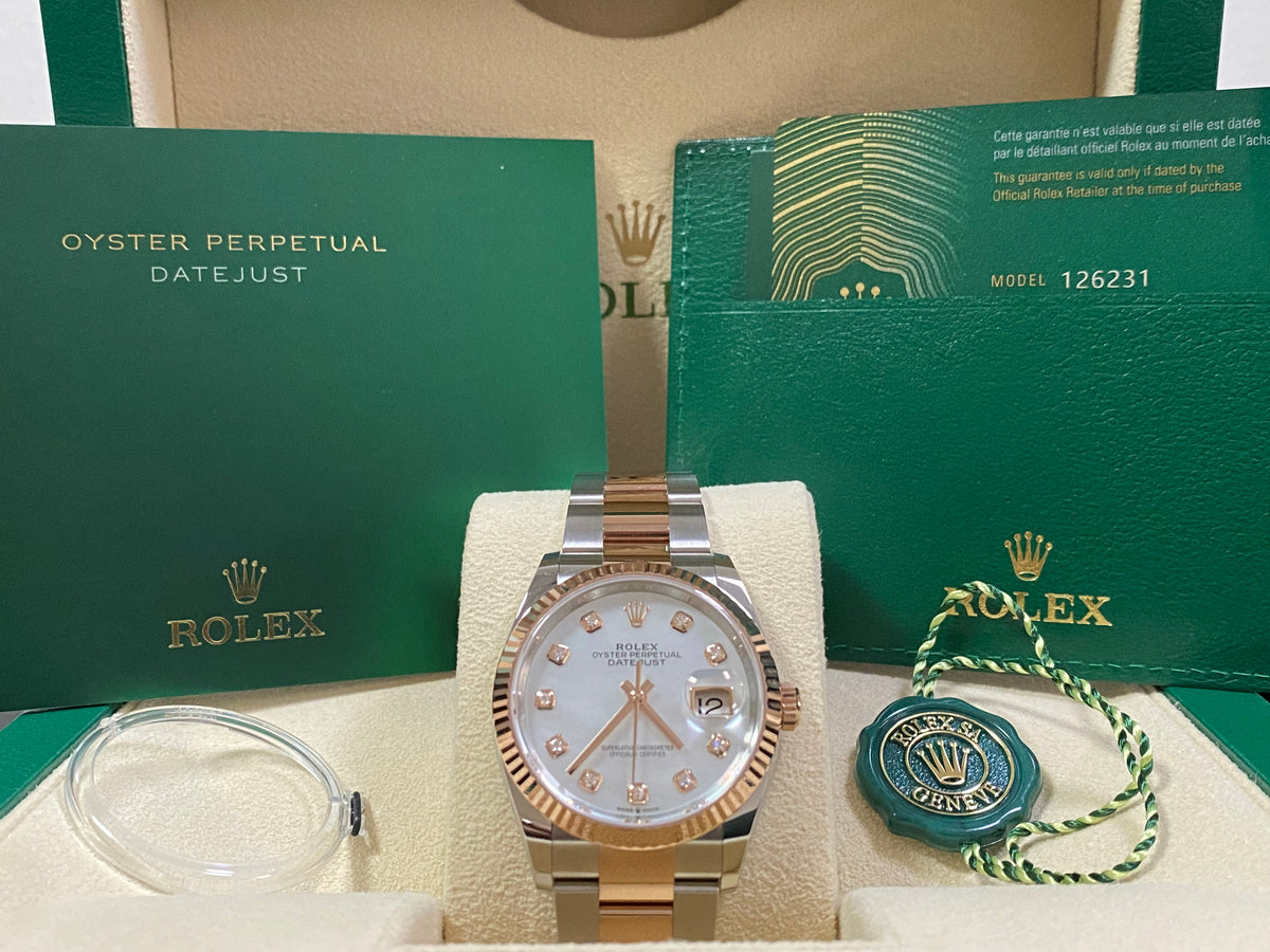 Rolex Steel and Everose Gold Datejust 36 - 2022 - Fluted Bezel - White Mother-Of-Pearl Diamond Dial - Oyster Bracelet - 126231 FULL SET