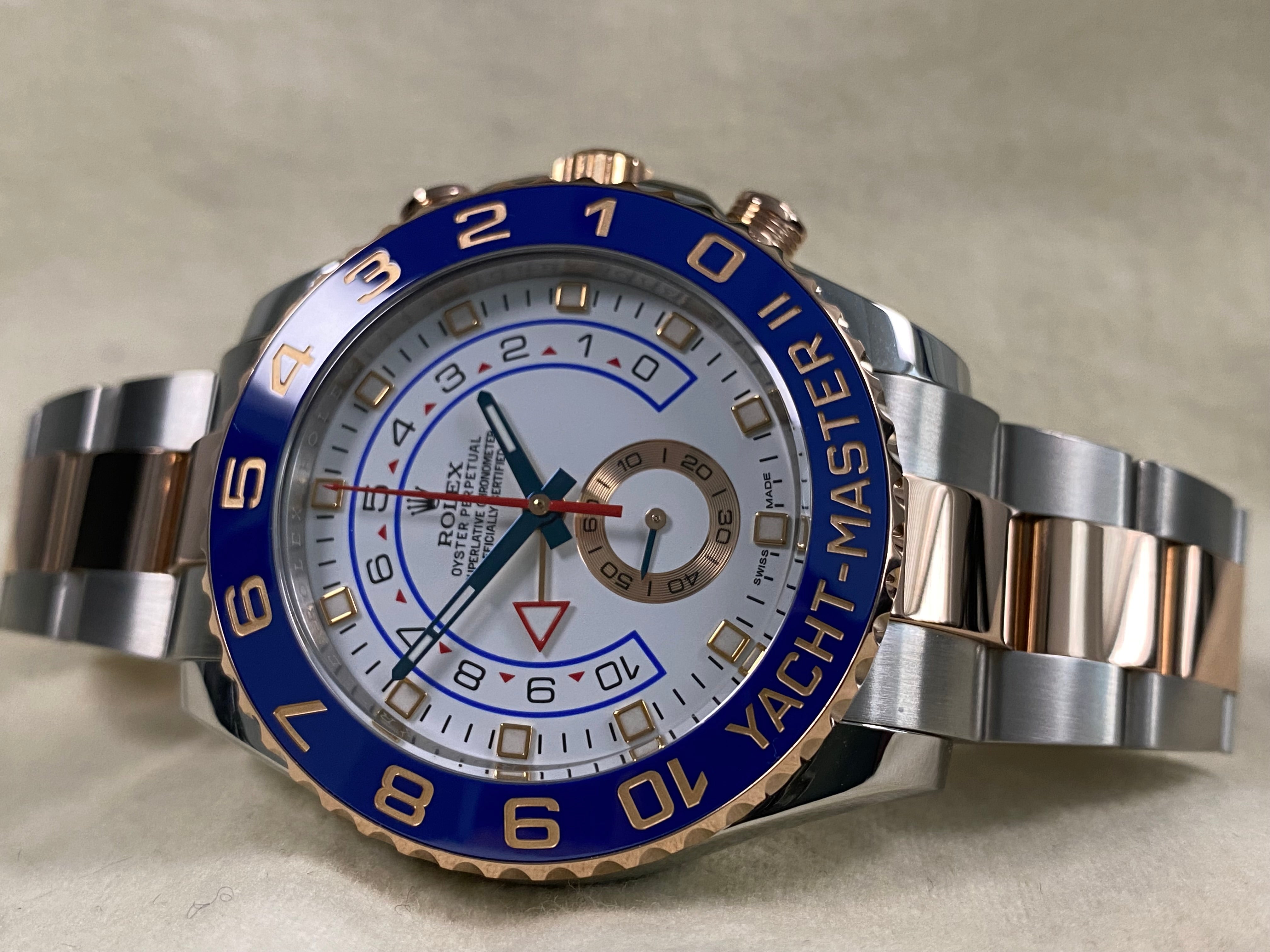 Rolex Yacht-Master II - 2016 - White Dial Blue Hands - 116681