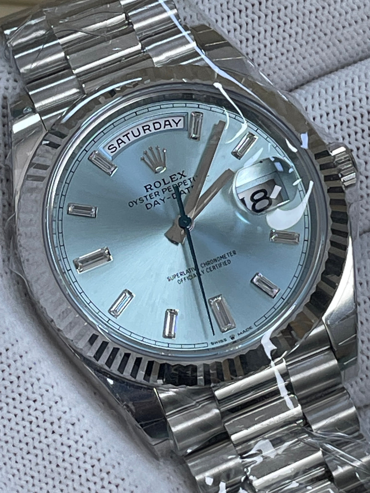 Rolex Platinum DayDate 40 2023 Fluted Bezel Ice Blue Baguette D