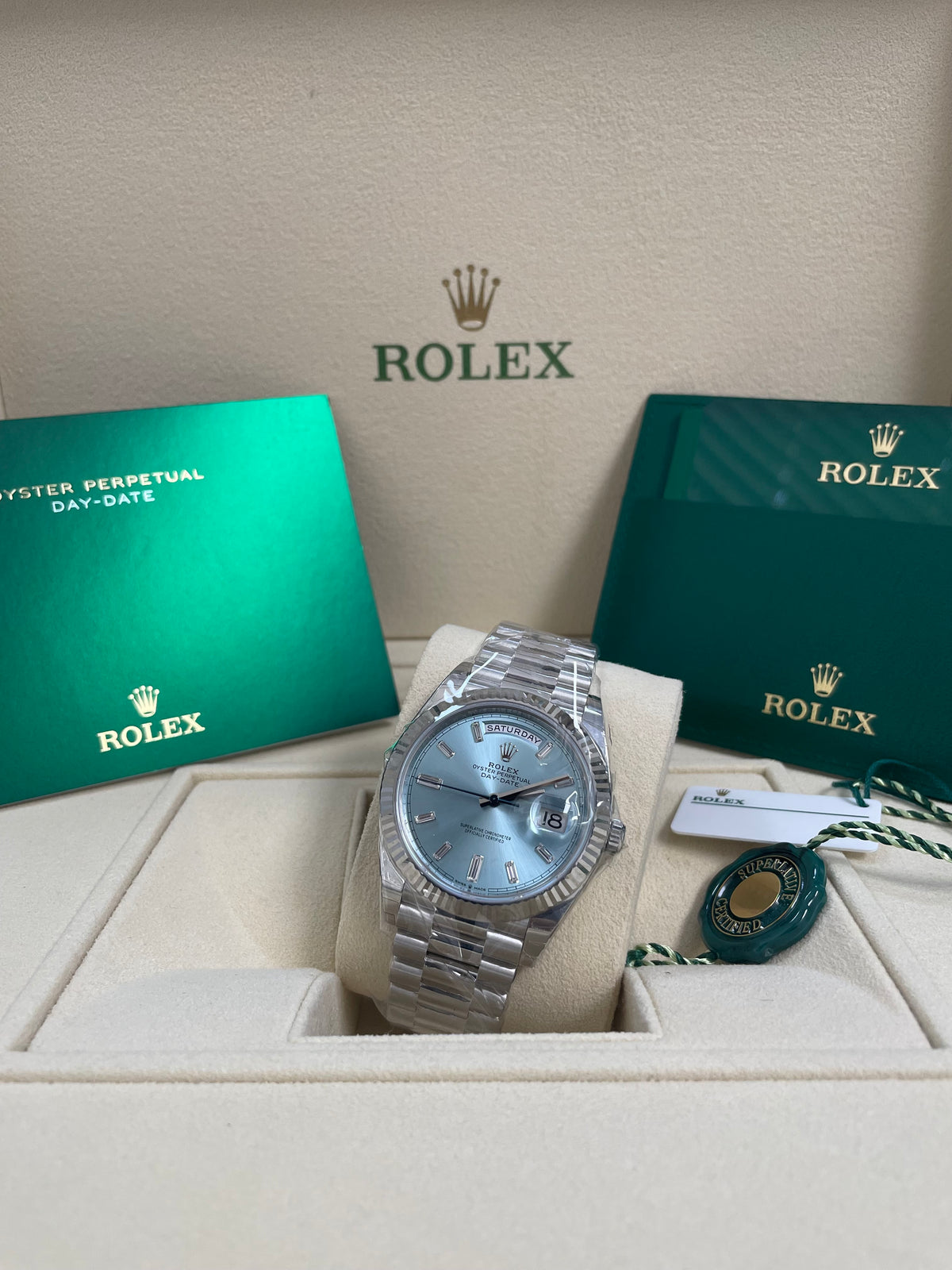 Rolex Platinum DayDate 40 2023 Fluted Bezel Ice Blue Baguette D