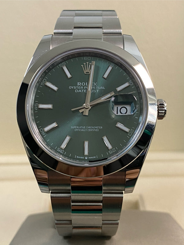 Rolex Steel Datejust 41 - 2025 - Smooth Bezel -Mint Green Dial - Oyster Bracelet - 126300 *FULL SET*